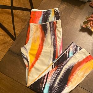 CALIA by Carrie Underwood 3/4 or Capri length Leggings- Large